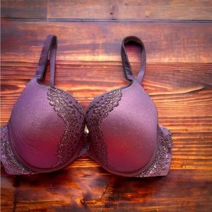 $65 NWOT Victoria’s Secret body by Victoria push up padded bra 34D